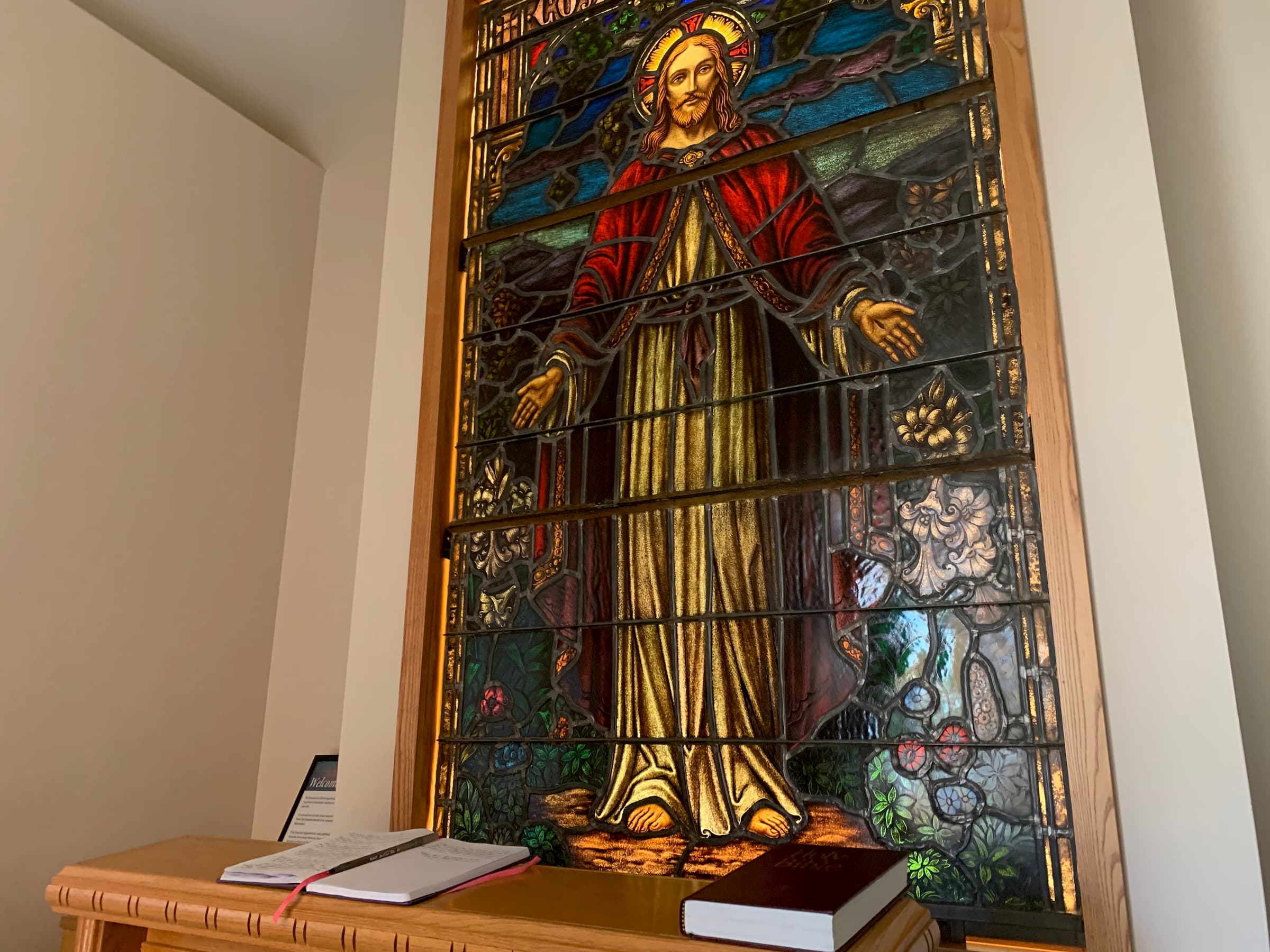 stained-glass Jesus and altar for prayer, reflection and meditation inside nmc health medical center newton ks for spiritual support services