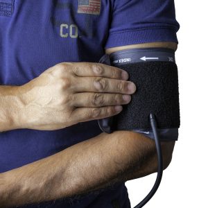 blood-pressure-monitor-1749577_1920 blood-pressure-monitor-1749577_1920